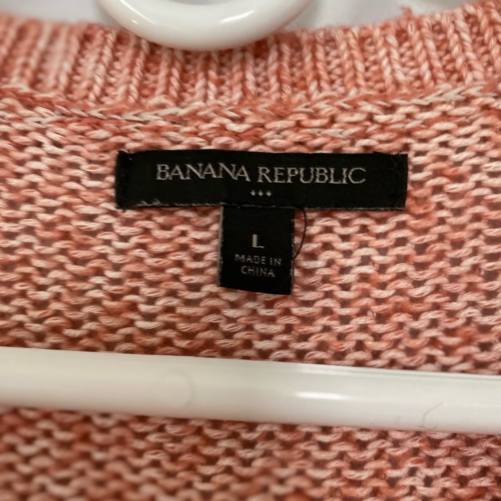 Banana Republic women’s large long sleeve v neck sweater - Picture 4 of 6